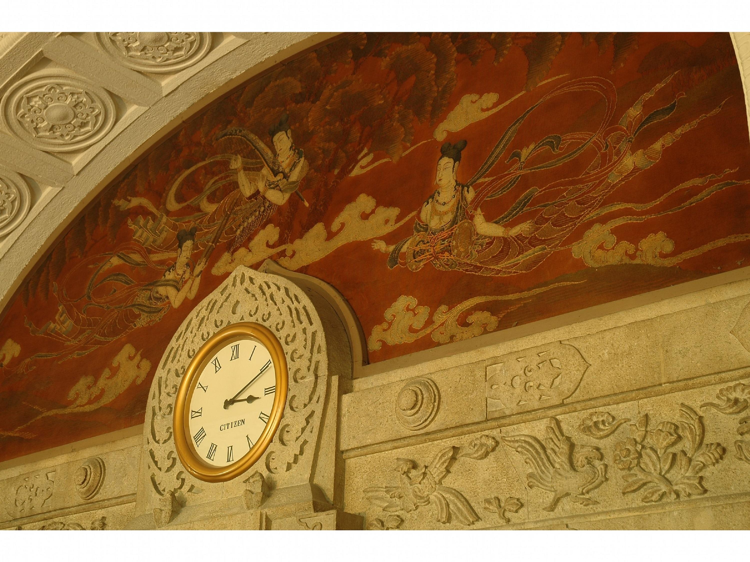 Hotel New Grand Йокогама Экстерьер фото The ceiling of the station