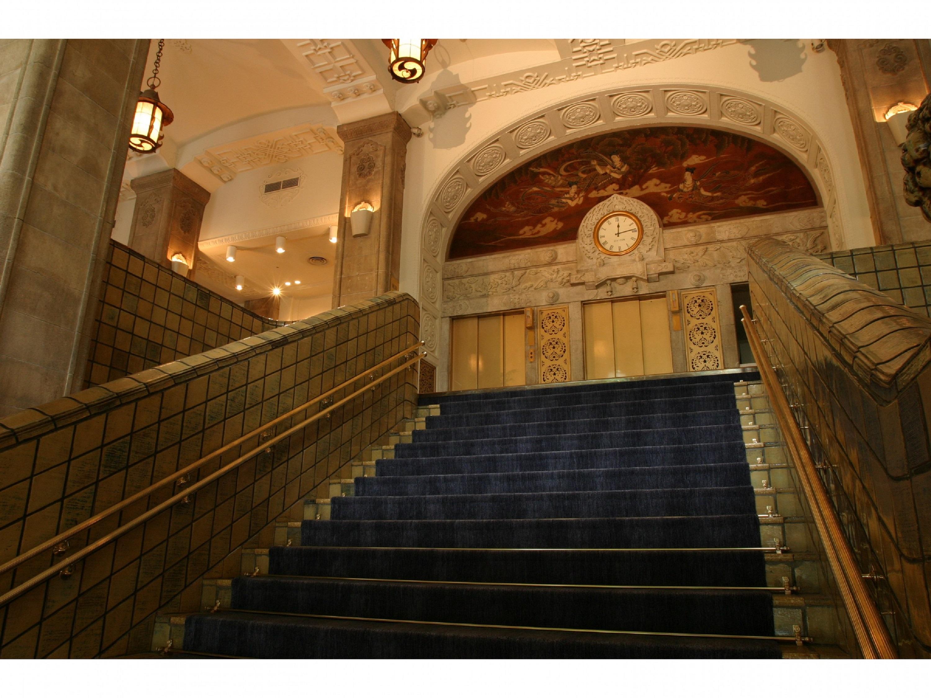 Hotel New Grand Йокогама Экстерьер фото Interior of the station