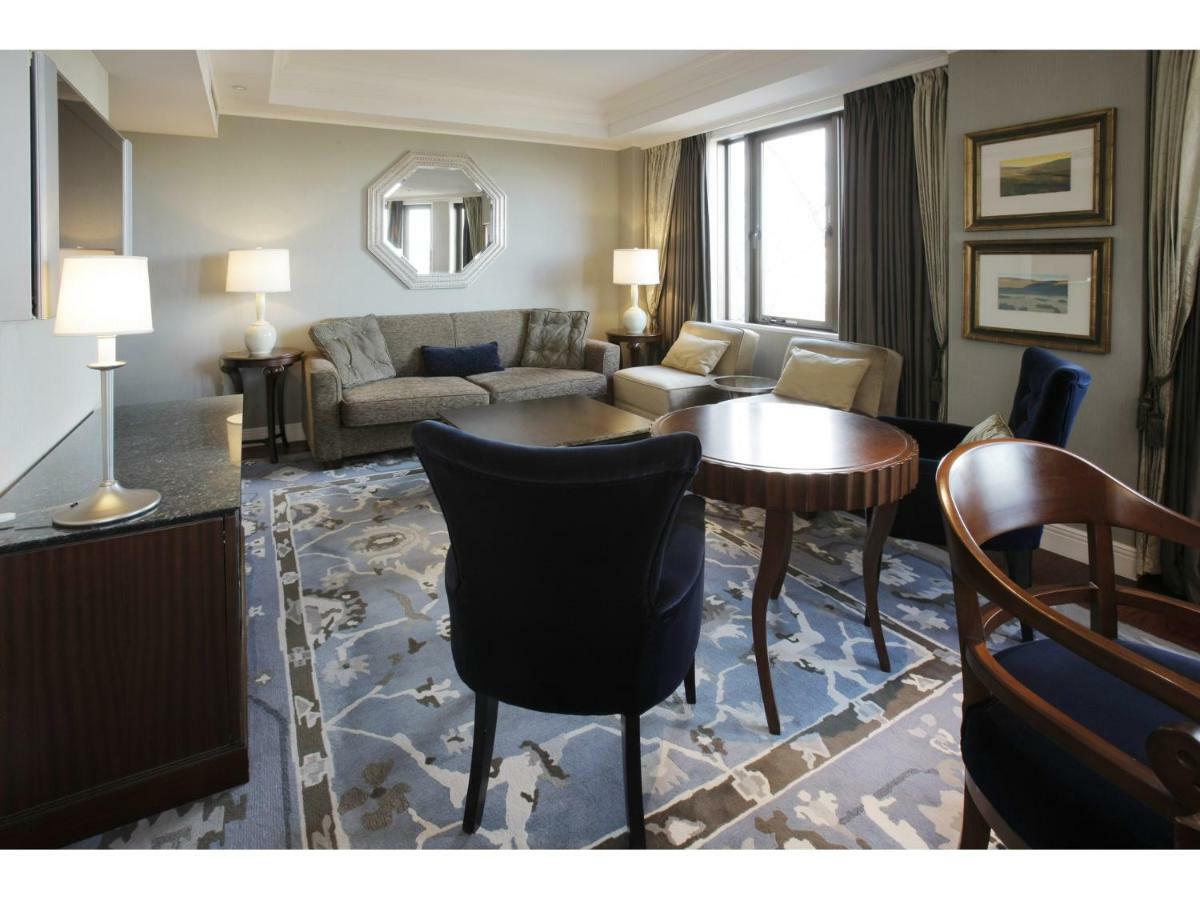 Hotel New Grand Йокогама Экстерьер фото A suite at the Ritz-Carlton, Boston